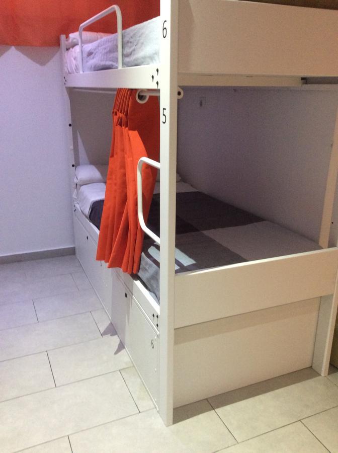 ברצלונה Hostelscat מראה חיצוני תמונה
